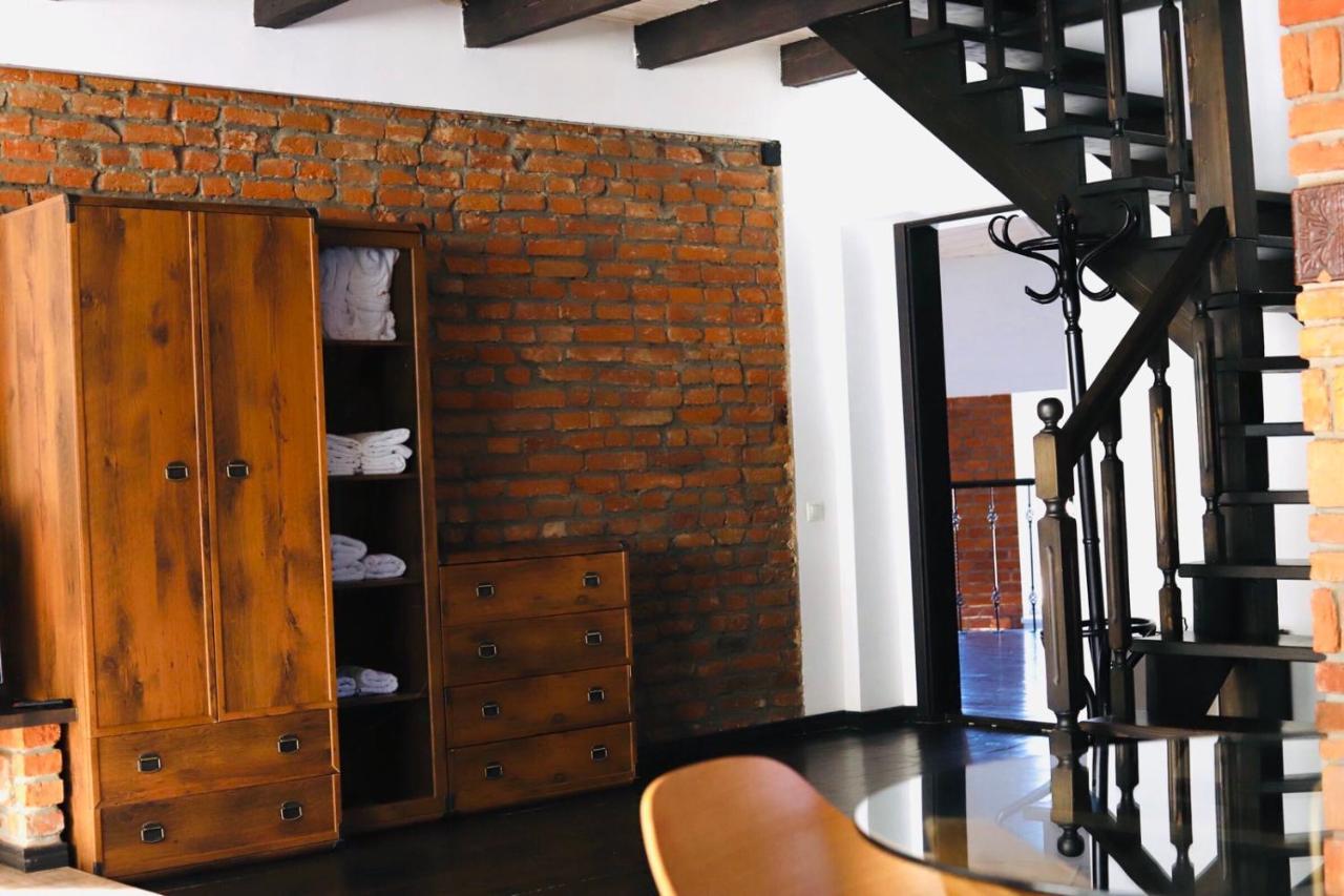 Villa Billa Татарив Екстериор снимка