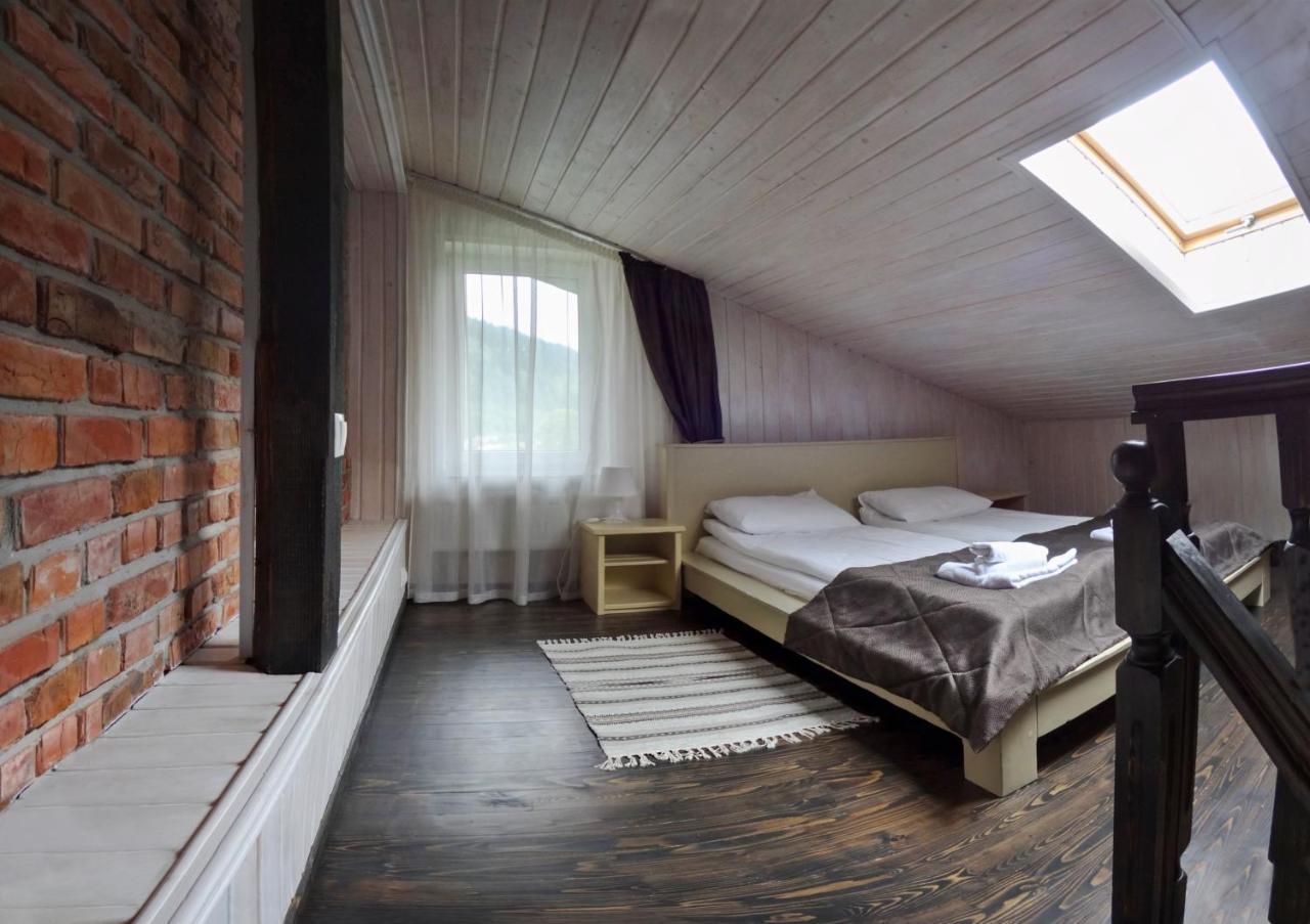 Villa Billa Татарив Екстериор снимка
