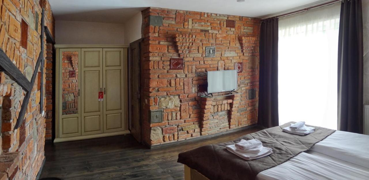 Villa Billa Татарив Екстериор снимка